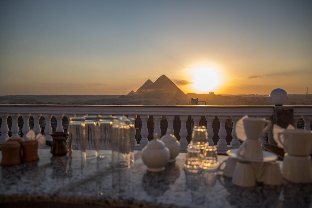 Heru Pyramids View Hotel カイロ エクステリア 写真